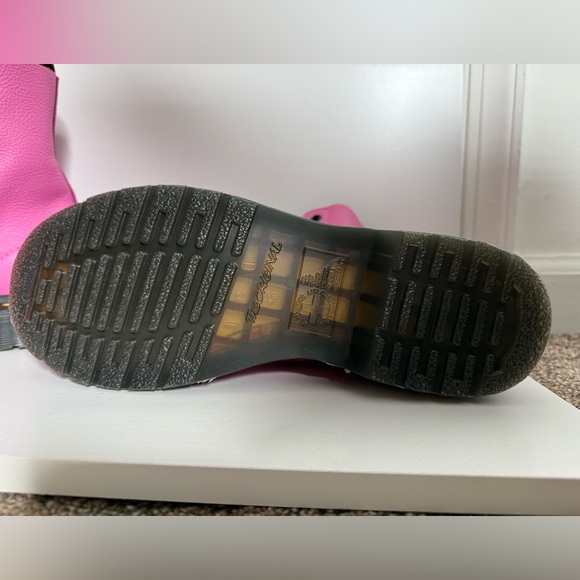 Dr. Martens 1460 Pascal Virginia Leather Boots - Picture 5 of 10